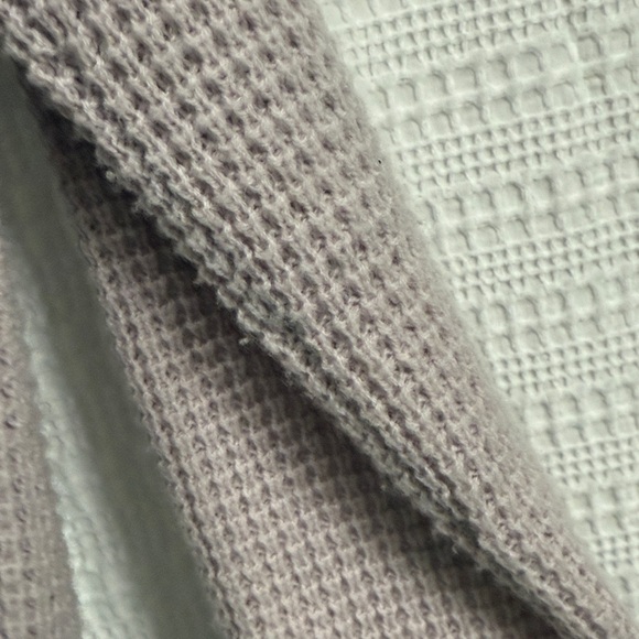 Vince V-Neck Sweater Wool/cashmere waffle knit Lavender/grey soft luxury SZ M - Picture 6 of 7